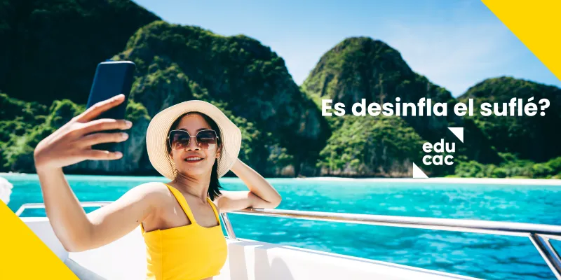 influencer posant